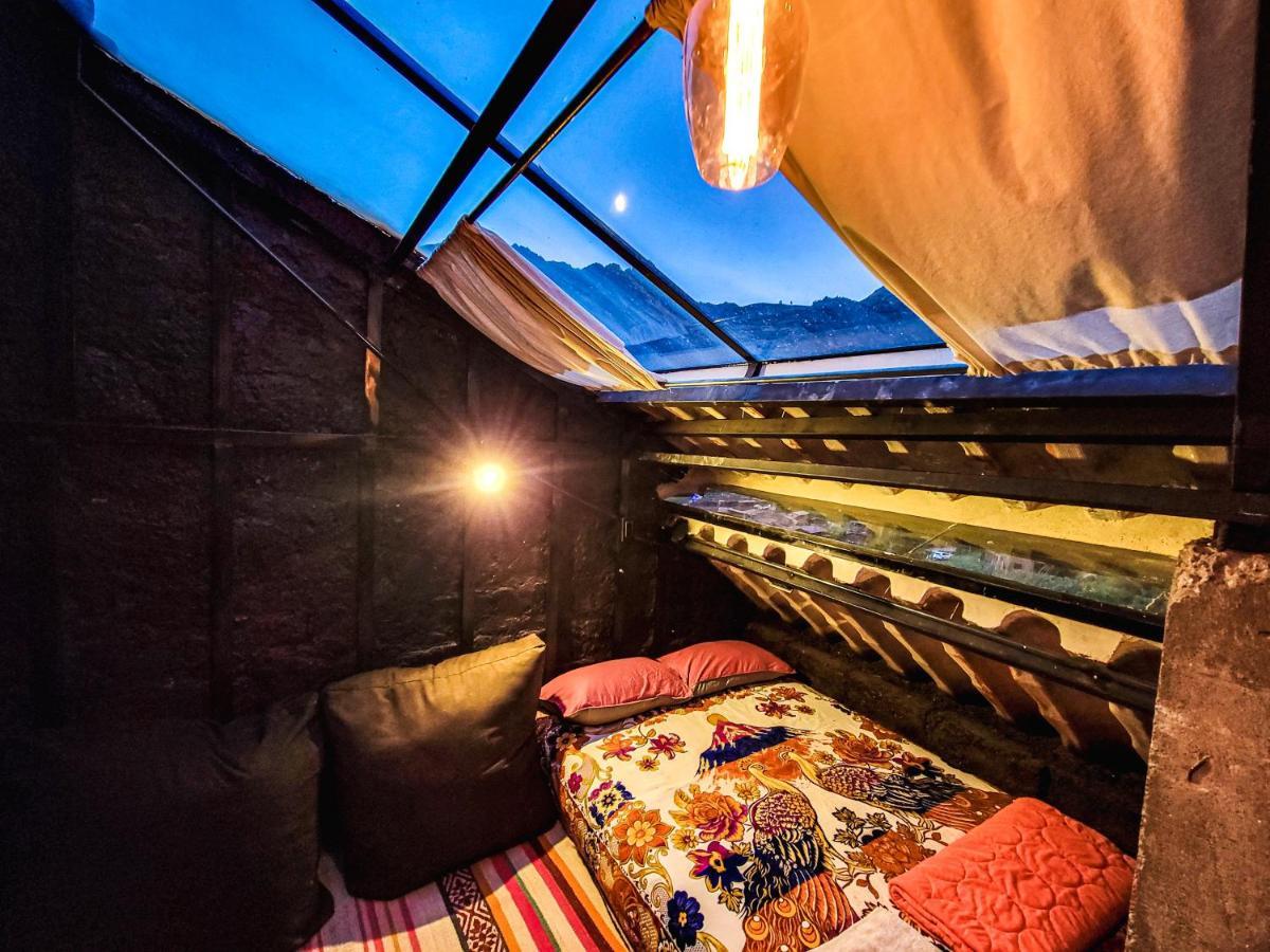 Wolf Totem Steam Punk Hostal Písac