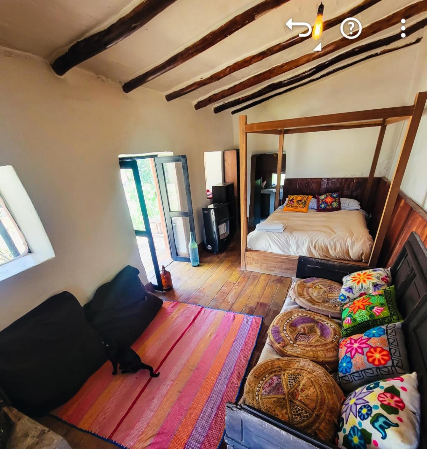 Hostal Wolf Totem Steam Punk *